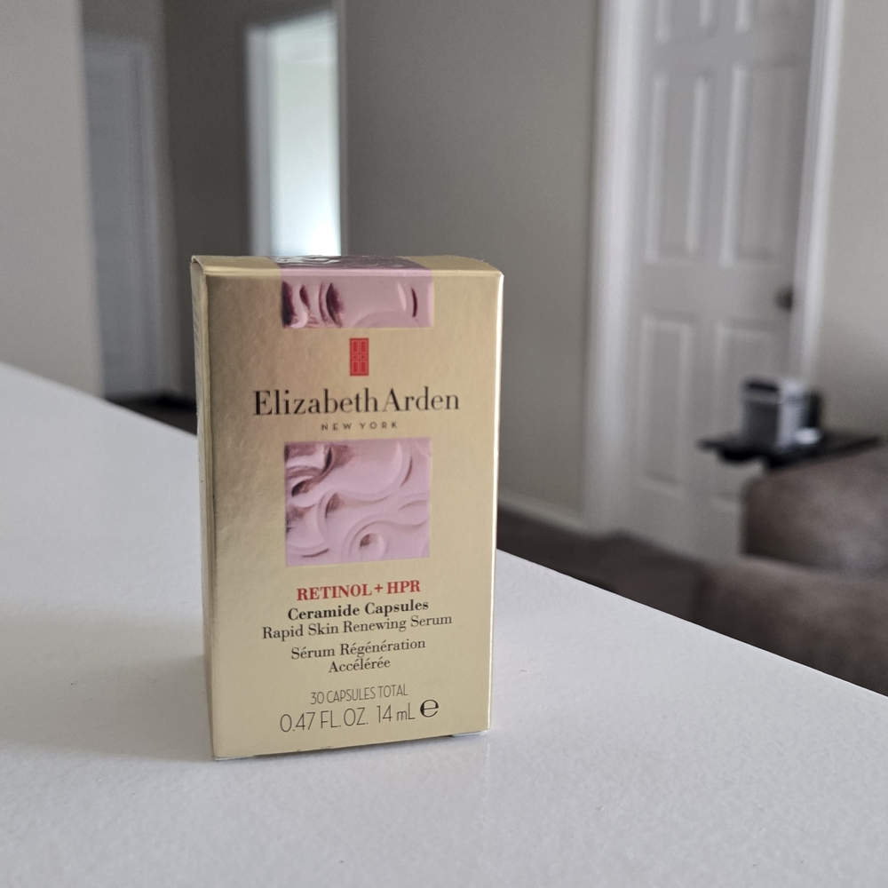 Elizabeth Arden Retinol + HPR Ceramide Capsules